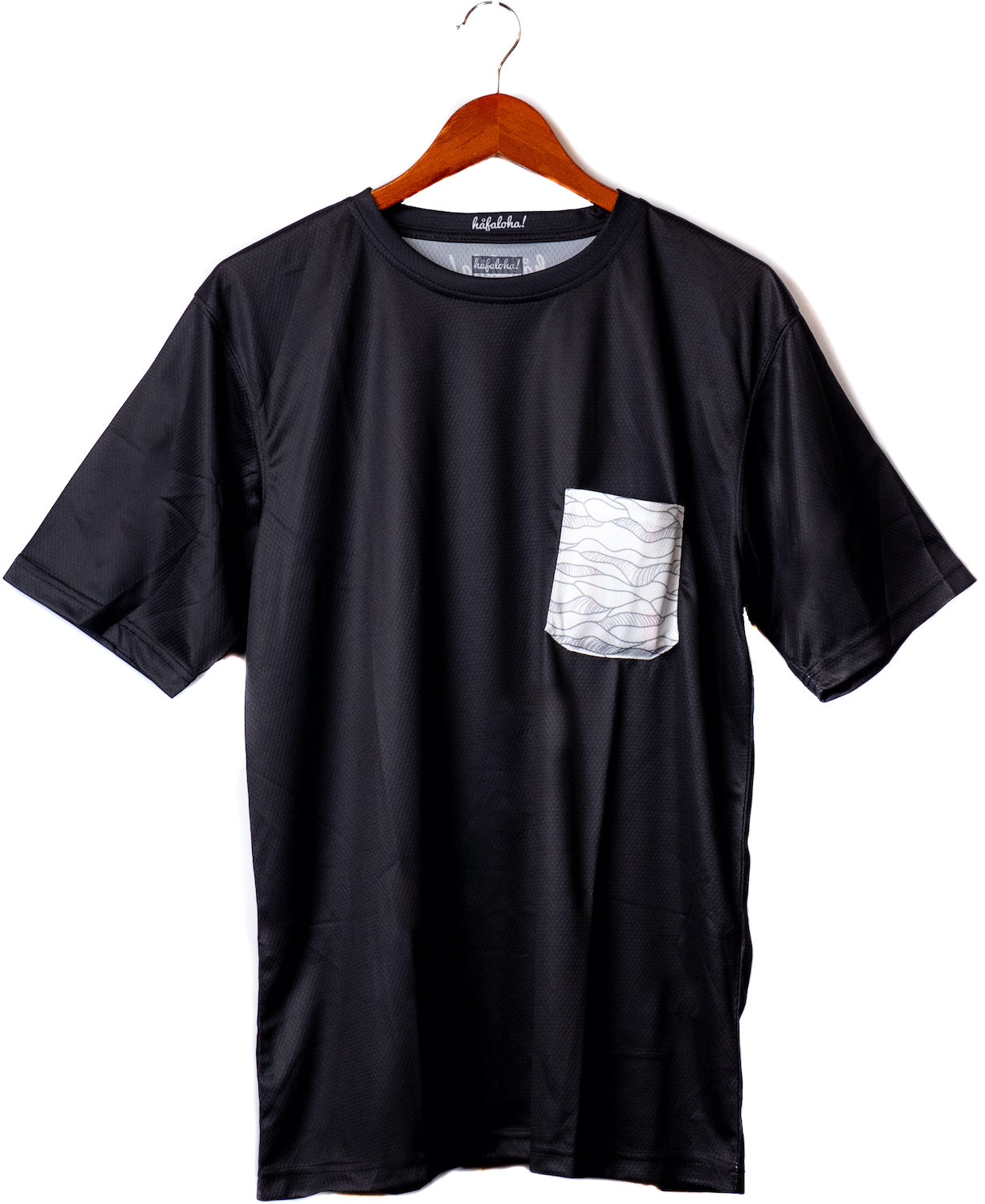 "Kala Niho" design, Black pocket tee, front