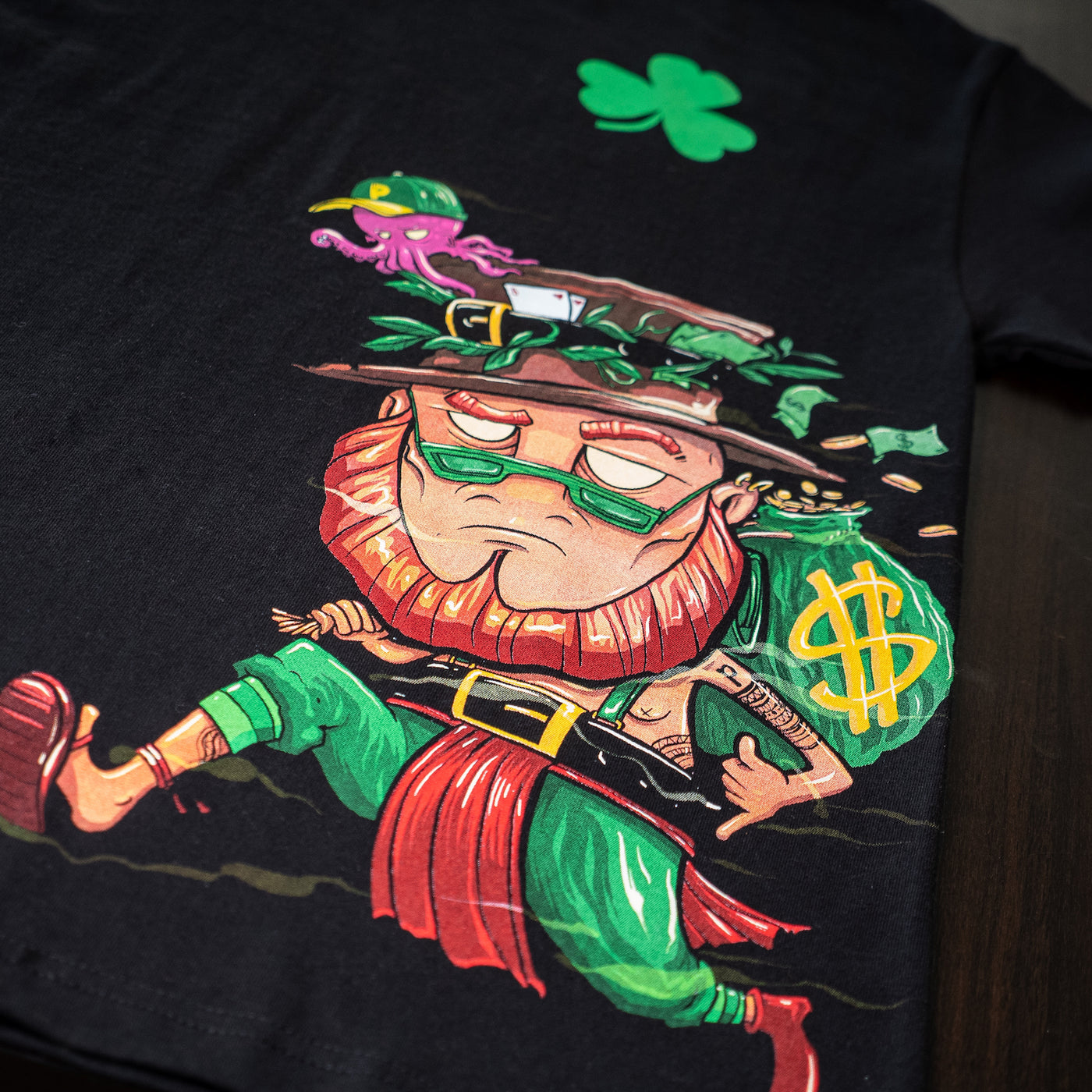 "Paddy" design t-shirt, close-up 1